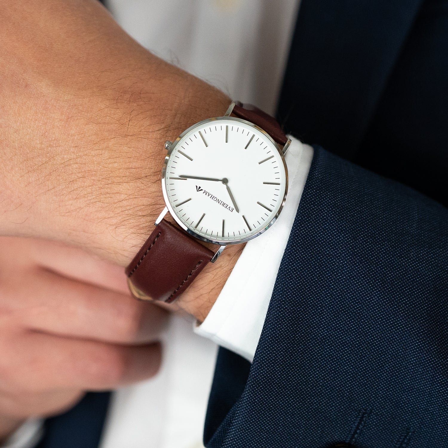 Elegant Oxford Timepiece: A Timeless Classic